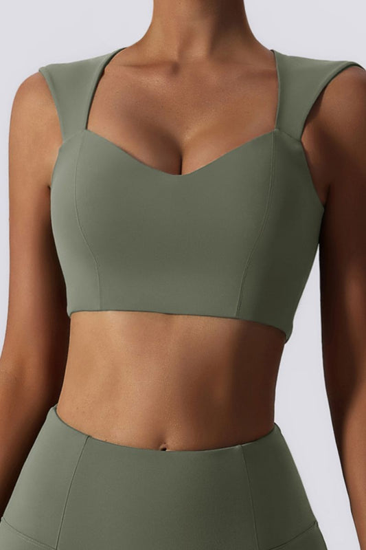Raider Olive Green Sports Bra  Green sports bras, Sports bra, Sports bra  outfit